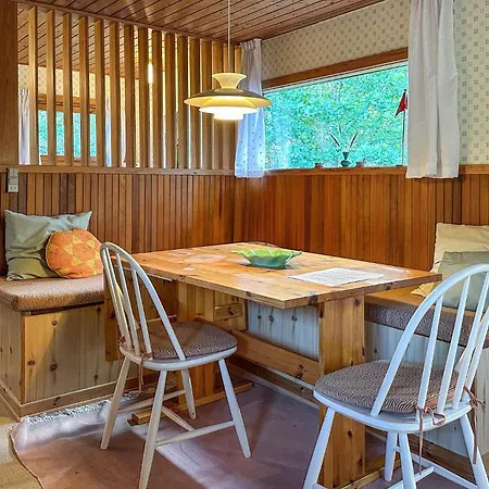 Amazing In Aakirkeby With Wifi *