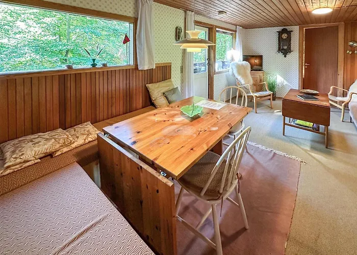 Amazing In Aakirkeby With Wifi Holiday home
